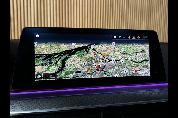 BMW 5 Serie Touring 520i M-Sport BLACK PACK|PANO|H&K|HUD|BMW Display-Key|AMBIENT|E-ZETEL MEMORY|20 inch