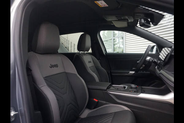 Jeep Compass First Edition 74 kWh | Actieprijs* | Adapt. Cruise | Camera | Carplay | 20" | Elektr. A-Klep | Navi | Winter Pack | Schuif/Kanteldak | Premium Pack | Conv. Pack | Warmtepomp