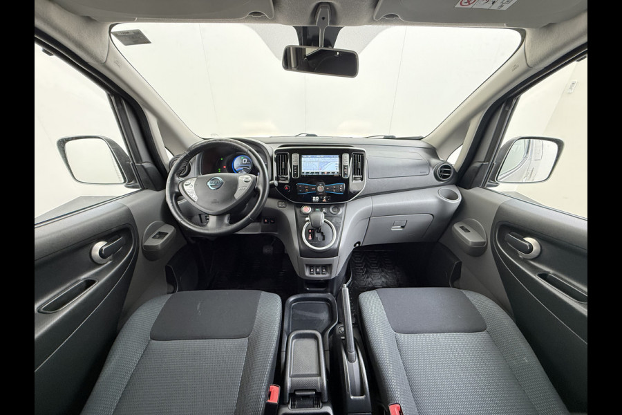 Nissan e-NV200 Evalia 40kWh Automaat 2X Schuifdeur 5-Persoons Camera Stoel+Stuurverwarming Navi DAB Connect Edition SOH 89% Regen-Lichtsensor Cruise Control Bluetooth Privacy Glas Isofix Lmv 15" 1e Eigenaar Dealeronderhouden Origineel Nederlandse Auto