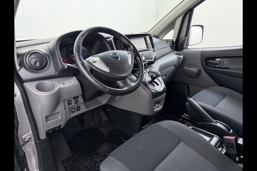 Nissan e-NV200 Evalia 40kWh Automaat 2X Schuifdeur 5-Persoons Camera Stoel+Stuurverwarming Navi DAB Connect Edition SOH 89% Regen-Lichtsensor Cruise Control Bluetooth Privacy Glas Isofix Lmv 15" 1e Eigenaar Dealeronderhouden Origineel Nederlandse Auto
