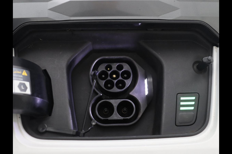 Kia Niro EV DynamicPlusLine 64.8 kWh | SOH 95,8% | Panoramadak | Leder | Adaptive cruise | Harman/Kardon | Trekhaak | Camera | Park assist | Stuur/stoel verwarming | Carplay | Climate control | Full LED
