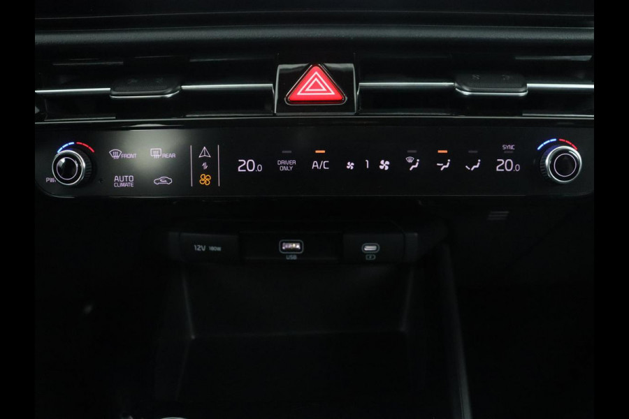 Kia Niro EV DynamicPlusLine 64.8 kWh | SOH 95,8% | Panoramadak | Leder | Adaptive cruise | Harman/Kardon | Trekhaak | Camera | Park assist | Stuur/stoel verwarming | Carplay | Climate control | Full LED