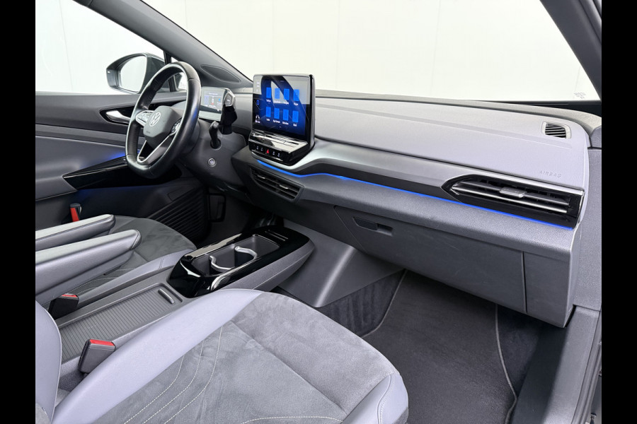 Volkswagen ID.5 Coupé Pro 82kWh 204PK Trekhaak SOH 94% Camera Adap.Cruise Assistentie+Comfort+Design+Stylepakket Navi Keyless Apple Carplay Andr Led-a-licht dynamisch Keyless advanced Matrix led-koplampen Lmv 20" Privacy Glas DAB 1.000KG Trekgewicht 1e Eigenaar