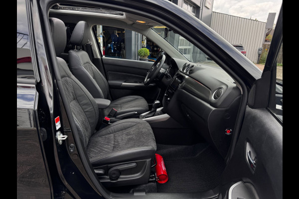 Suzuki Vitara 1.5 Hybrid Style | Panoramadak | Suzuki dealer onderhouden | Stoelverwarming | Camera |