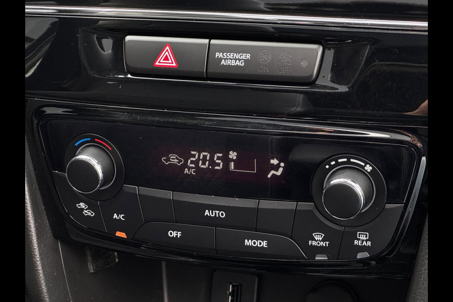 Suzuki Vitara 1.5 Hybrid Style | Panoramadak | Suzuki dealer onderhouden | Stoelverwarming | Camera |