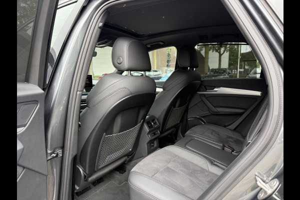 Audi Q5 55 TFSI e S edition PHEV| VAN: 48.900,- VOOR: 44.877,- UW HERFSTVOORDEEL: 4.023,- S-LINE BINNEN + BUITEN |LUCHTVERING| ELEKTRISCHE TREKHAAK| 360 CAMERA| PANO| DODE HOEK SENSOR| ELEK. STOELEN | MATRIX| RECENT NOG ONDERHOUD GEHAD|