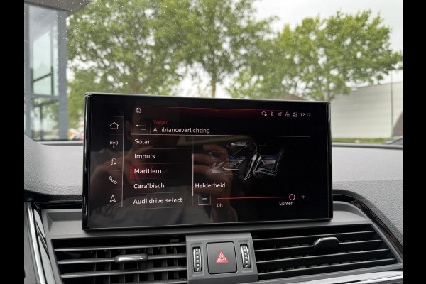 Audi Q5 55 TFSI e S edition PHEV| VAN: 48.900,- VOOR: 44.877,- UW HERFSTVOORDEEL: 4.023,- S-LINE BINNEN + BUITEN |LUCHTVERING| ELEKTRISCHE TREKHAAK| 360 CAMERA| PANO| DODE HOEK SENSOR| ELEK. STOELEN | MATRIX| RECENT NOG ONDERHOUD GEHAD|