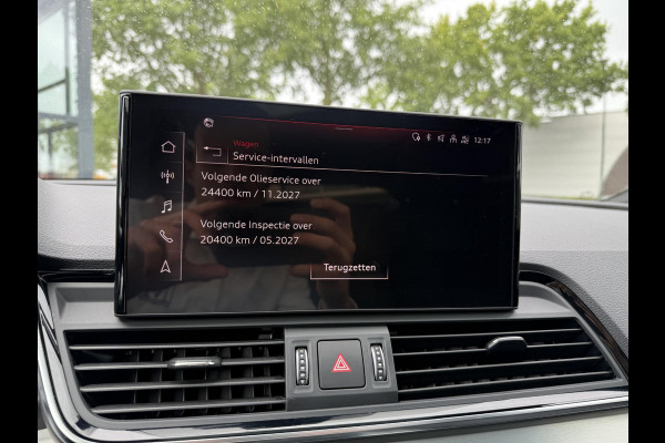 Audi Q5 55 TFSI e S edition PHEV| VAN: 48.900,- VOOR: 44.877,- UW HERFSTVOORDEEL: 4.023,- S-LINE BINNEN + BUITEN |LUCHTVERING| ELEKTRISCHE TREKHAAK| 360 CAMERA| PANO| DODE HOEK SENSOR| ELEK. STOELEN | MATRIX| RECENT NOG ONDERHOUD GEHAD|