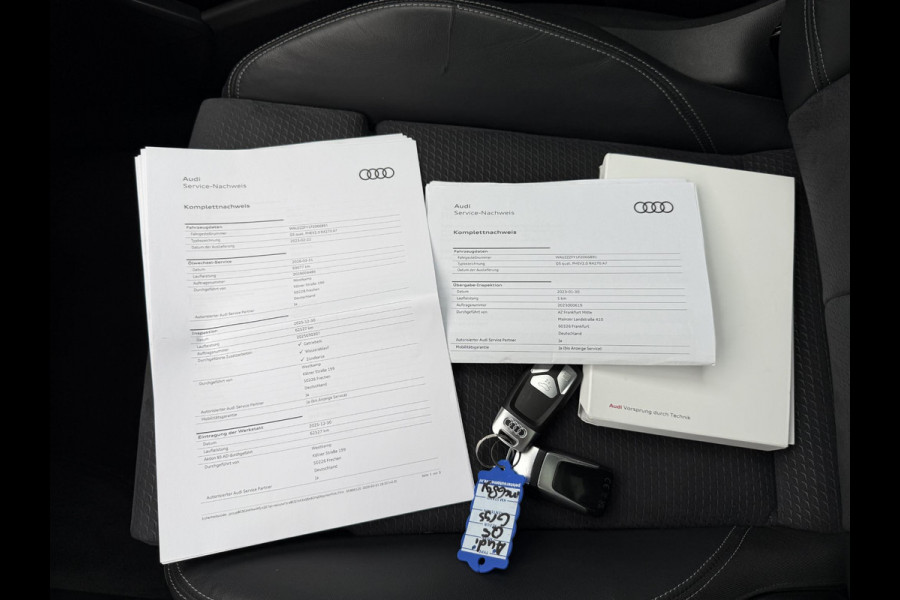 Audi Q5 55 TFSI e S edition PHEV| VAN: 48.900,- VOOR: 44.877,- UW HERFSTVOORDEEL: 4.023,- S-LINE BINNEN + BUITEN |LUCHTVERING| ELEKTRISCHE TREKHAAK| 360 CAMERA| PANO| DODE HOEK SENSOR| ELEK. STOELEN | MATRIX| RECENT NOG ONDERHOUD GEHAD|