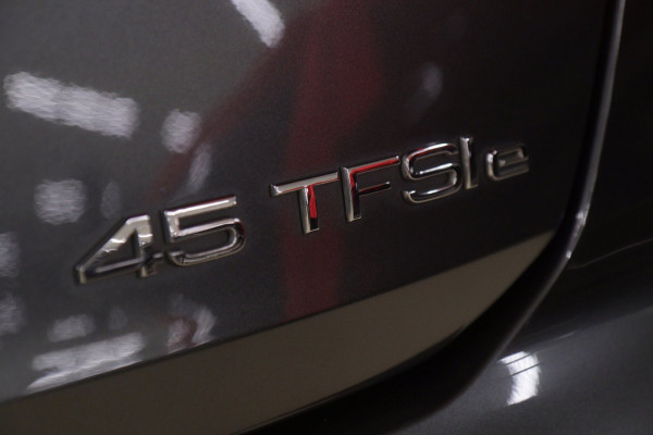 Audi A3 Sportback 45 TFSI e S edition Competition PANO/CARPLAY/ACC/KEYLESS/VOL