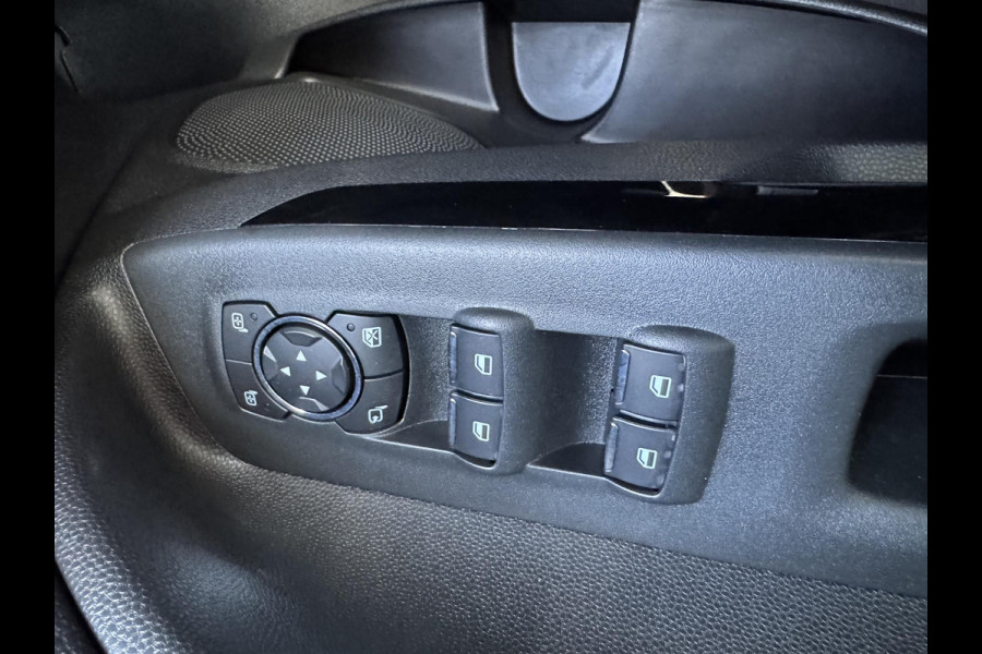 Ford EcoSport 1.0 EcoBoost ST-Line Black 125pk | Winterpack | SYNC 3 Navigatie | Achteruitrijcamera | Zwart dak |