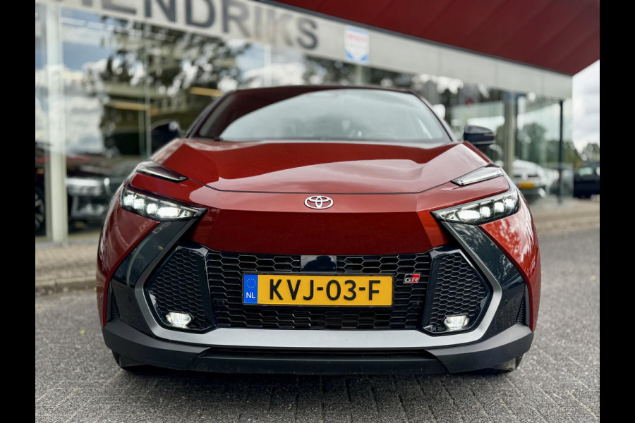 Toyota C-HR 2.0 Plug-in Hybrid 220 GR SPORT | Digitale Binnenspiegel | Blindspot | HUD | Adaptive CC | GR stoelen | Smart Phone Entry | Camera |