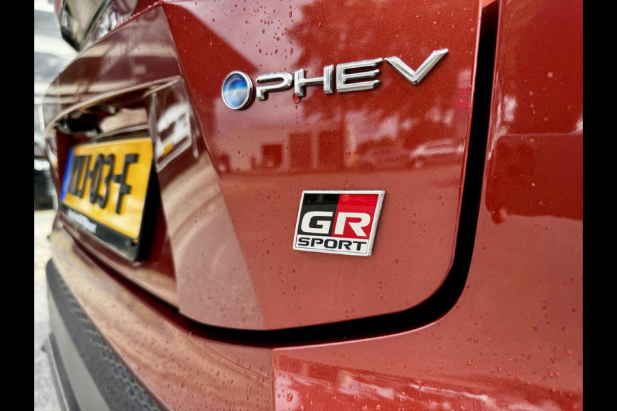 Toyota C-HR 2.0 Plug-in Hybrid 220 GR SPORT | Digitale Binnenspiegel | Blindspot | HUD | Adaptive CC | GR stoelen | Smart Phone Entry | Camera |