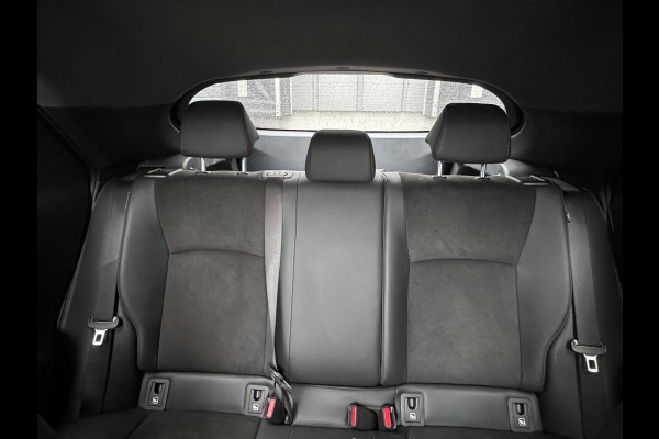 Toyota C-HR 2.0 Plug-in Hybrid 220 GR SPORT | Digitale Binnenspiegel | Blindspot | HUD | Adaptive CC | GR stoelen | Smart Phone Entry | Camera |