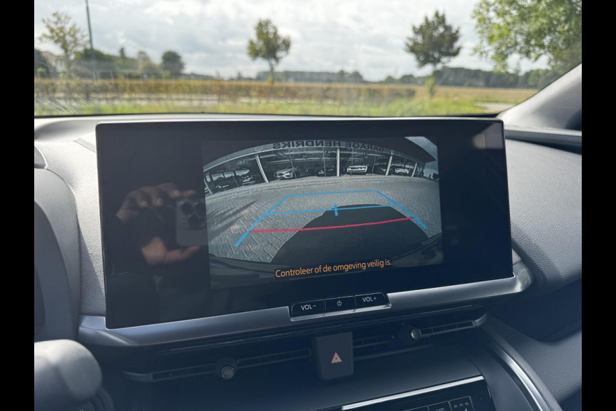 Toyota C-HR 2.0 Plug-in Hybrid 220 GR SPORT | Digitale Binnenspiegel | Blindspot | HUD | Adaptive CC | GR stoelen | Smart Phone Entry | Camera |