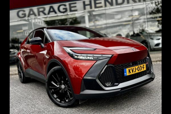 Toyota C-HR 2.0 Plug-in Hybrid 220 GR SPORT | Digitale Binnenspiegel | Blindspot | HUD | Adaptive CC | GR stoelen | Smart Phone Entry | Camera |
