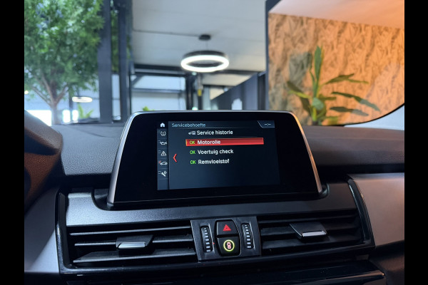 BMW 2 Serie Gran Tourer 218i Luxe Uitvoering|Elektrisch Achterklep|LED|Navi|Cruise|PDC