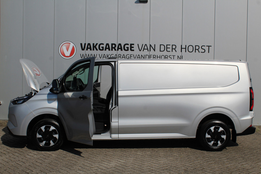Ford E-Transit Custom 340 L2H1 Trend 71 kWh ELEKTRISCH ! Apple Carplay, Camera, Cruise Control, Metallic lak, Winter pakket: Stoel-, Stuur- en Voorraamverw., verwarming, Van € 46.340,- nu voor € 37.950,-