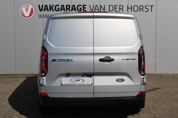 Ford E-Transit Custom 340 L2H1 Trend 71 kWh ELEKTRISCH ! Apple Carplay, Camera, Cruise Control, Metallic lak, Winter pakket: Stoel-, Stuur- en Voorraamverw., verwarming, Van € 46.340,- nu voor € 37.950,-