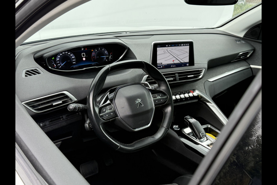Peugeot 3008 1.2 PureTech Allure | Trekhaak | Pano | CarPlay | Keyless | 19 inch