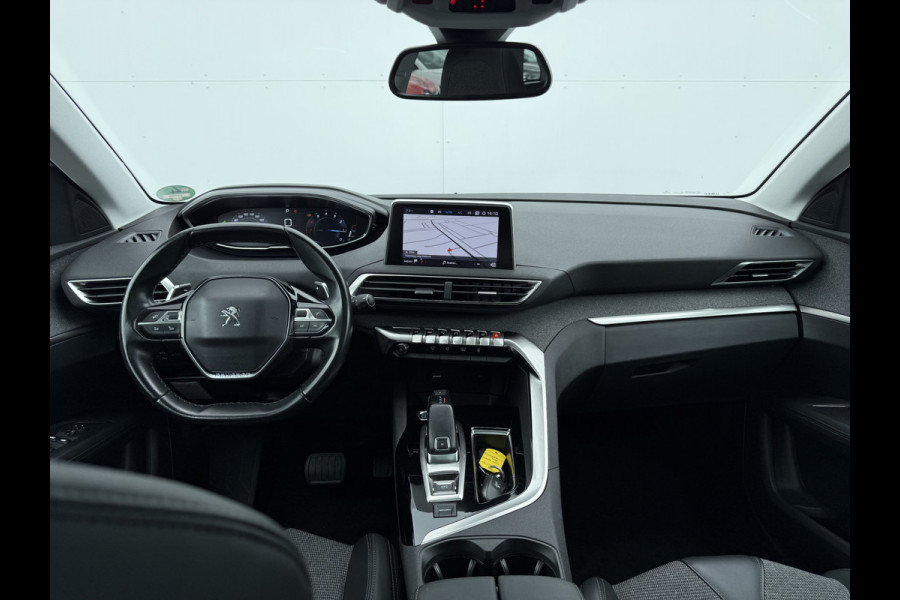 Peugeot 3008 1.2 PureTech Allure | Trekhaak | Pano | CarPlay | Keyless | 19 inch
