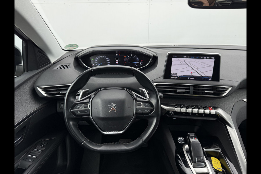 Peugeot 3008 1.2 PureTech Allure | Trekhaak | Pano | CarPlay | Keyless | 19 inch