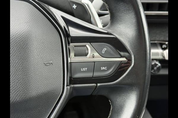 Peugeot 3008 1.2 PureTech Allure | Trekhaak | Pano | CarPlay | Keyless | 19 inch