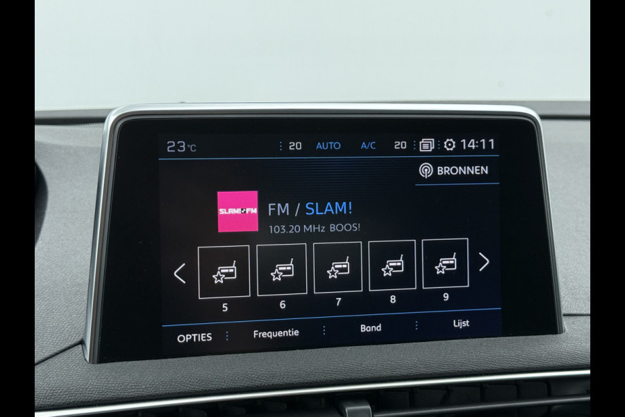 Peugeot 3008 1.2 PureTech Allure | Trekhaak | Pano | CarPlay | Keyless | 19 inch