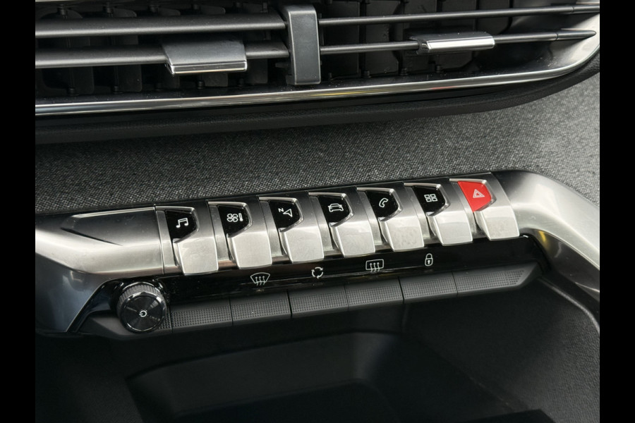 Peugeot 3008 1.2 PureTech Allure | Trekhaak | Pano | CarPlay | Keyless | 19 inch