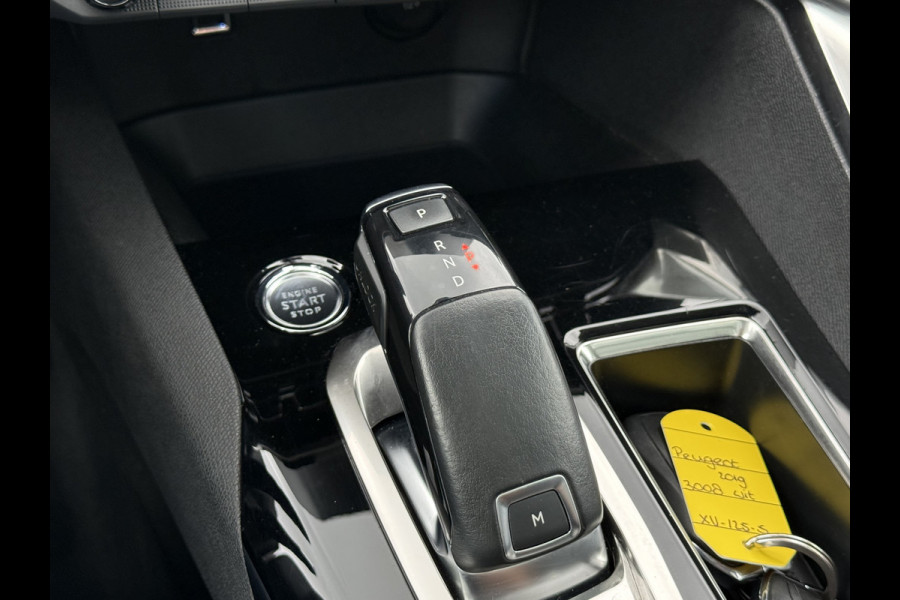 Peugeot 3008 1.2 PureTech Allure | Trekhaak | Pano | CarPlay | Keyless | 19 inch