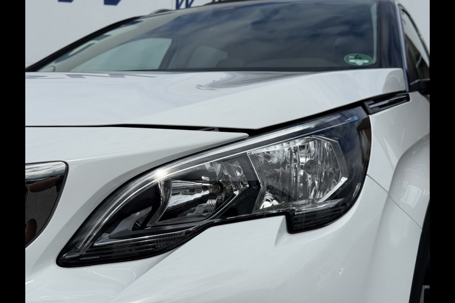 Peugeot 3008 1.2 PureTech Allure | Trekhaak | Pano | CarPlay | Keyless | 19 inch