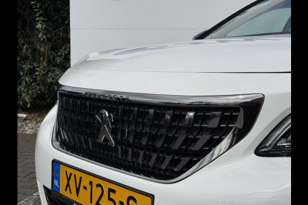 Peugeot 3008 1.2 PureTech Allure | Trekhaak | Pano | CarPlay | Keyless | 19 inch
