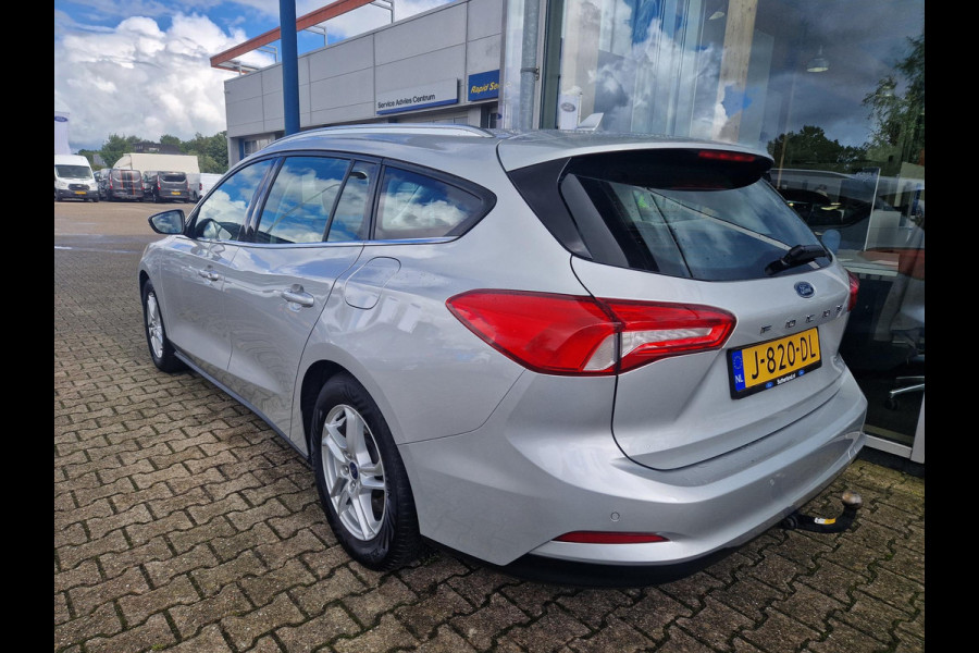 Ford FOCUS Wagon 1.0 EcoBoost Trend Edition Business Zeer nette auto |  Trekhaak |  Cruise | Navi | Parkeersensoren