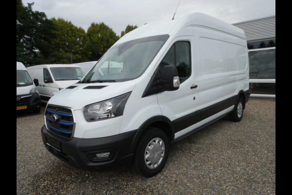 Ford E-Transit L3H3 68 kWh SOH 93.5% 184PK Airco Cruise