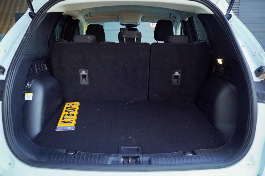 Ford Kuga 2.5 PHEV Titanium / Trekhaak wegklapbaar / Getint Glas / 18'' / Winterpack II / Incl BTW