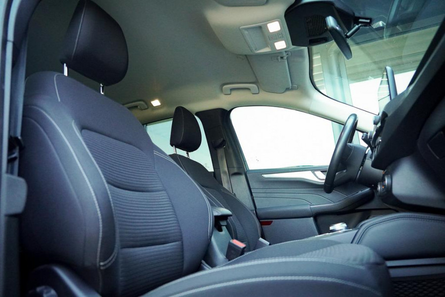 Ford Kuga 2.5 PHEV Titanium / Trekhaak wegklapbaar / Getint Glas / 18'' / Winterpack II / Incl BTW