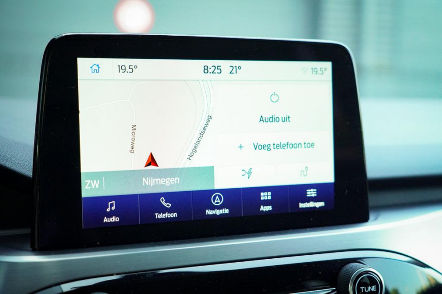 Ford Kuga 2.5 PHEV Titanium / Trekhaak wegklapbaar / Getint Glas / 18'' / Winterpack II / Incl BTW