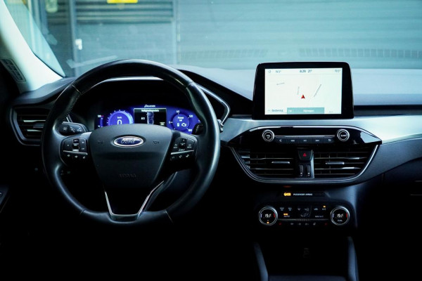 Ford Kuga 2.5 PHEV Titanium / Trekhaak wegklapbaar / Getint Glas / 18'' / Winterpack II / Incl BTW