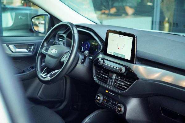 Ford Kuga 2.5 PHEV Titanium / Trekhaak wegklapbaar / Getint Glas / 18'' / Winterpack II / Incl BTW