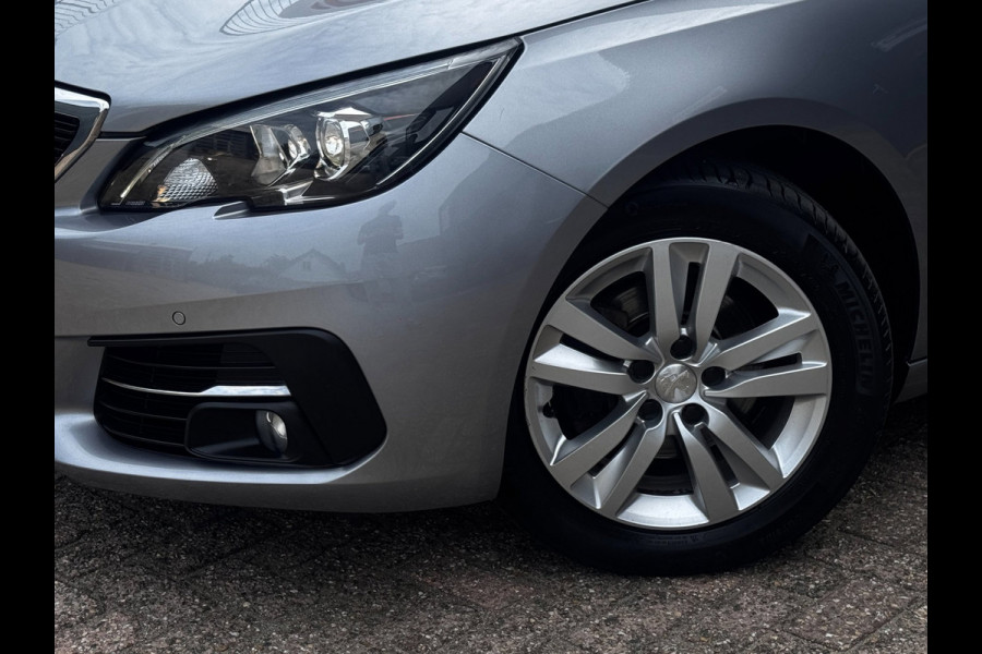 Peugeot 308 SW 1.2 PureTech Blue Lease Executive | Trekhaak | Panoramadak | Distributieriem vervangen | NL-auto