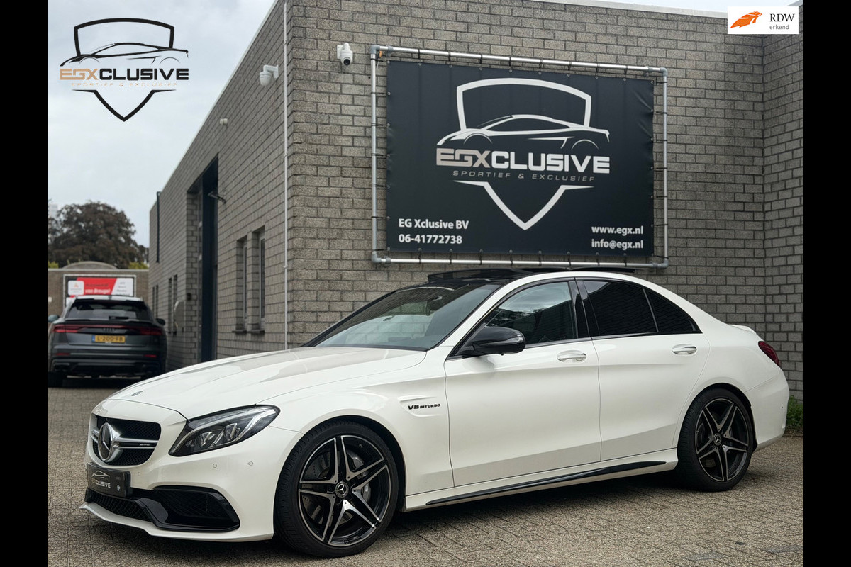 Mercedes-Benz C-Klasse AMG 63 Pano/Kuipstoelen/ACC/Camera