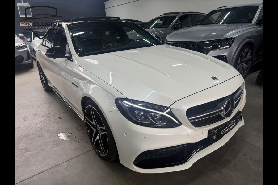 Mercedes-Benz C-Klasse AMG 63 Pano/Kuipstoelen/ACC/Camera