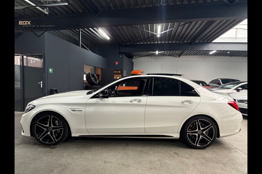 Mercedes-Benz C-Klasse AMG 63 Pano/Kuipstoelen/ACC/Camera