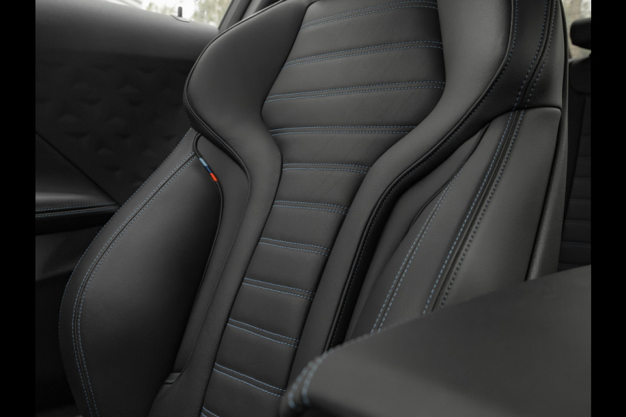 BMW 2 Serie Coupé M2 - Individual ''Voodoo Blue'' - Facelift - Carbon Dak - ACC