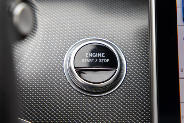 Mercedes-Benz C-Klasse Estate 300 e AMG Premium, Pano, Distronic, 19" Hybrid 2022
