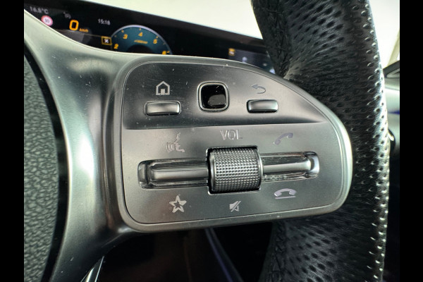 Mercedes-Benz A-Klasse 180 AMG Pano|Burmester|Sfeer|Camera|Dodehoek