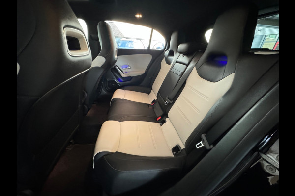 Mercedes-Benz A-Klasse 180 AMG Pano|Burmester|Sfeer|Camera|Dodehoek