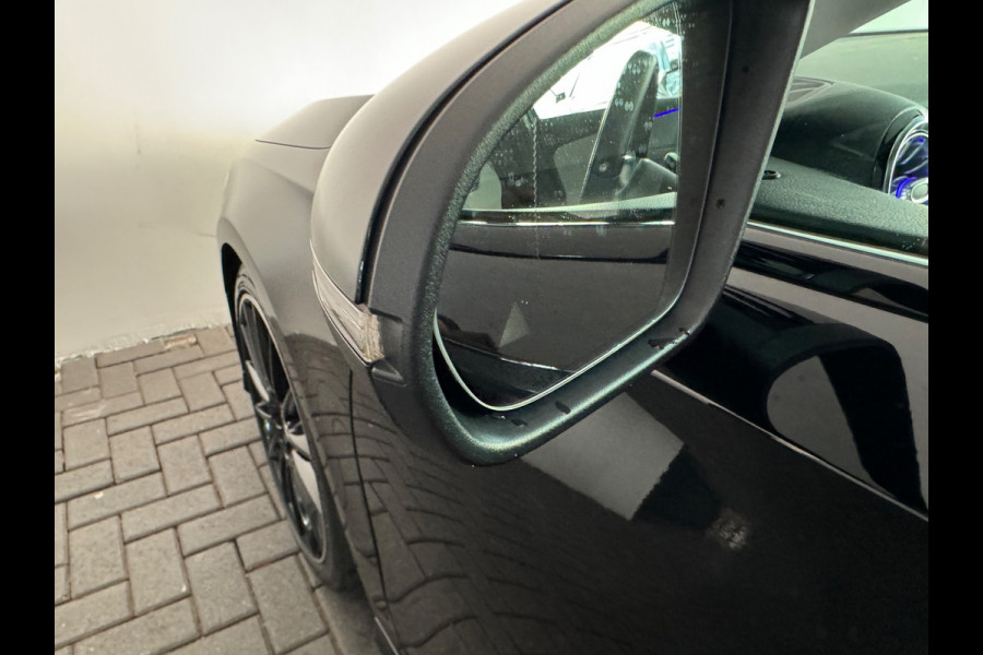 Mercedes-Benz A-Klasse 180 AMG Pano|Burmester|Sfeer|Camera|Dodehoek