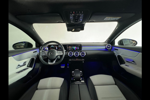 Mercedes-Benz A-Klasse 180 AMG Pano|Burmester|Sfeer|Camera|Dodehoek