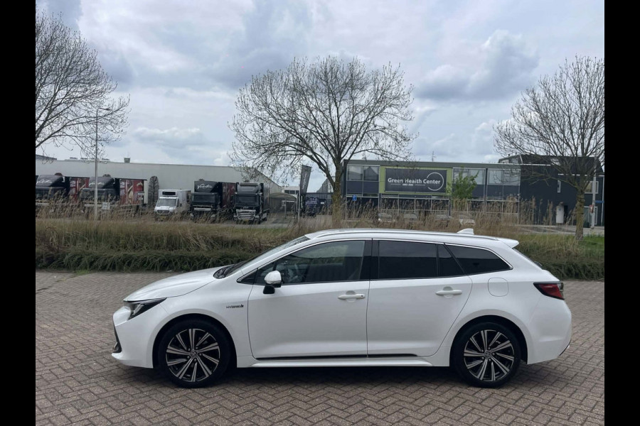 Toyota Corolla Touring Sports 1.8 Hybrid TeamNL / trekhaak / camera